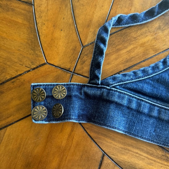 Show Me Your Mumu Denim Crop Top - Picture 2 of 5